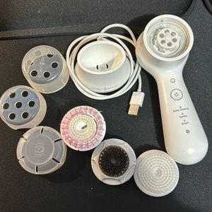 Clarisonic Mia Smart Face Brush with Attachments
